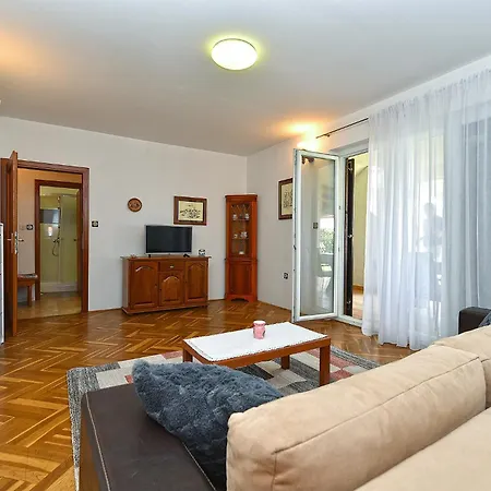 Appartamento Anka 372 *