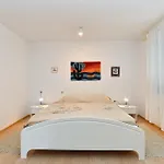 شقة Anka 372
